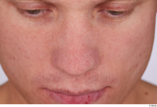 Gilbert nose 0001.jpg